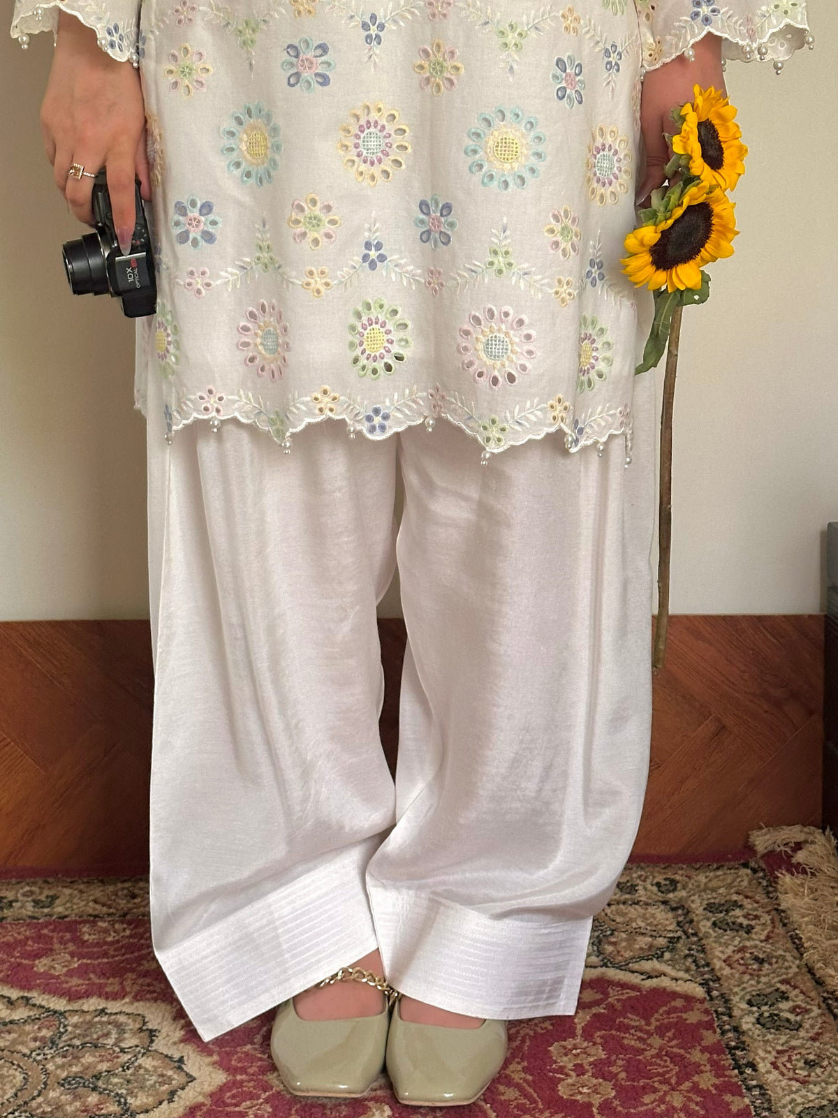 Pastel Daisy 2PC Embroidered Stitched Lawn Suit