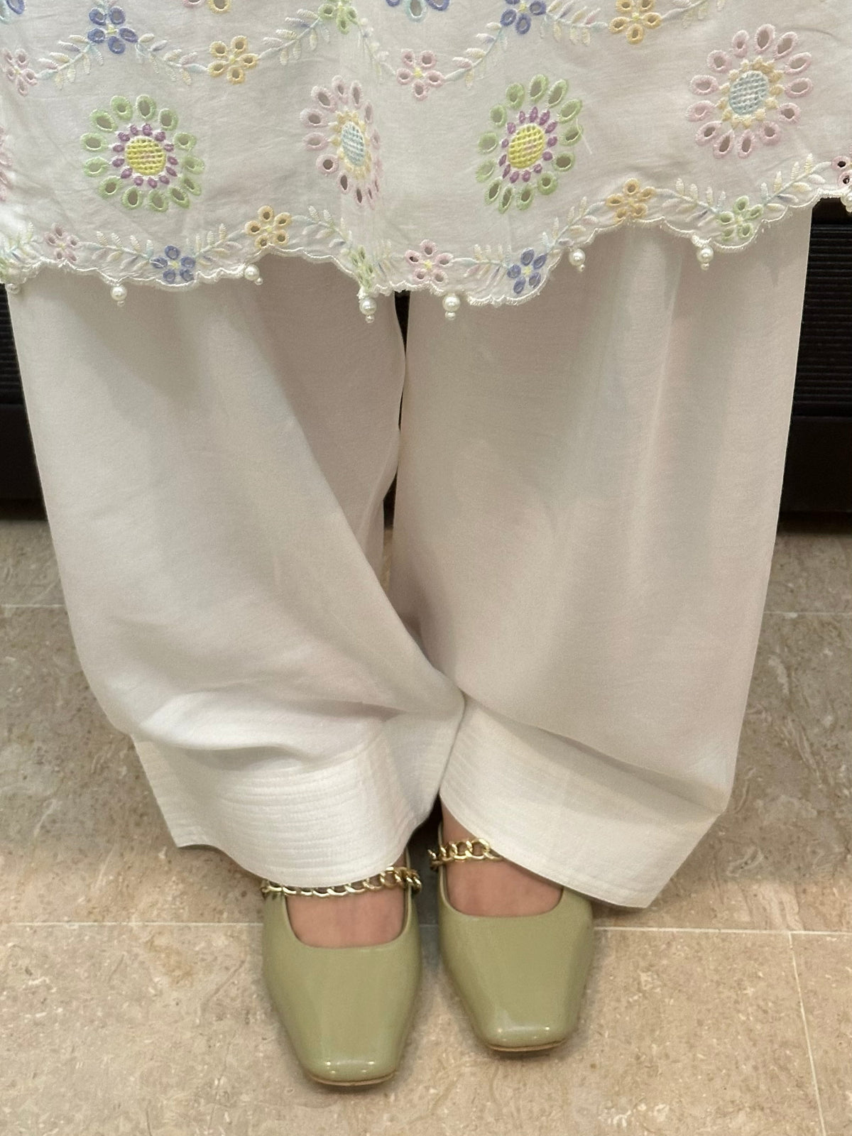 Pastel Daisy 2PC Embroidered Stitched Lawn Suit